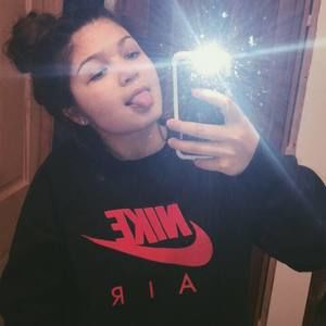 Meet your Posher, Karissa